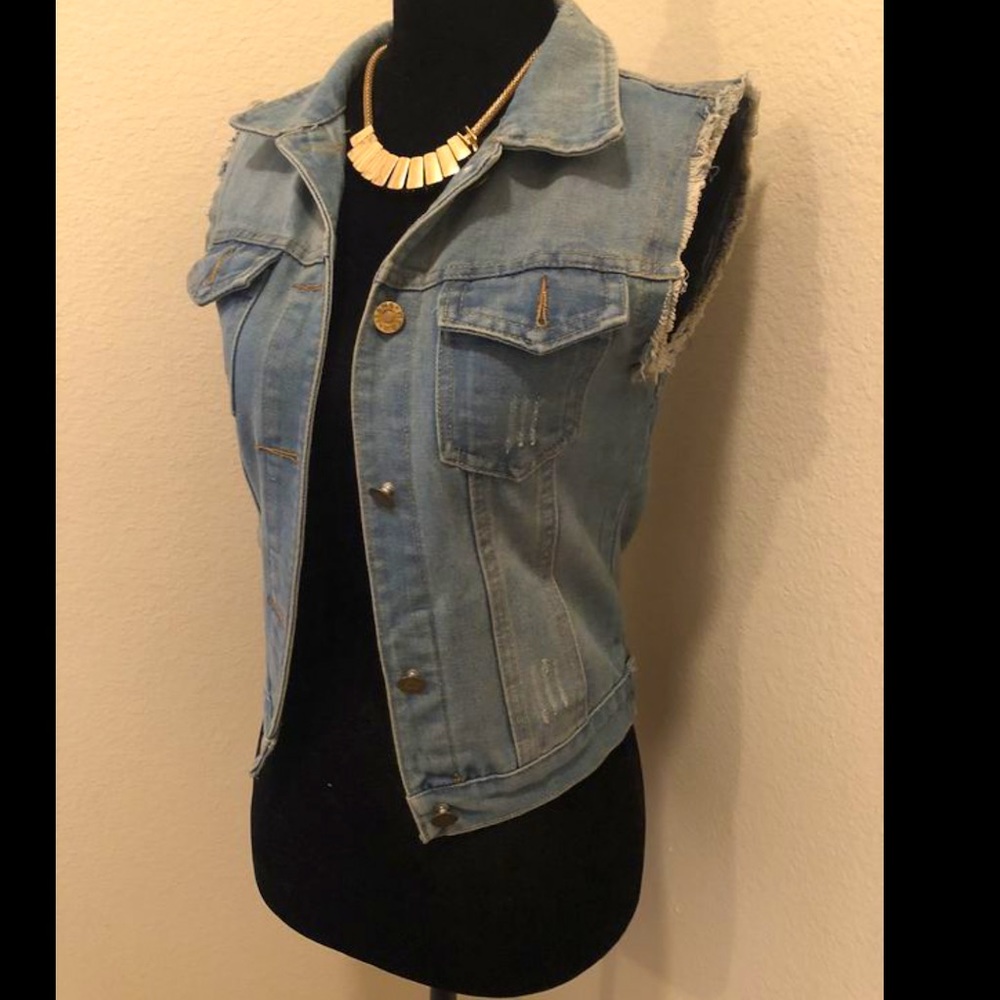Women’s Jean Vest